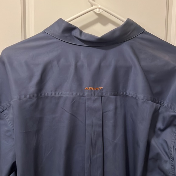 Ariat button down - Picture 3 of 3